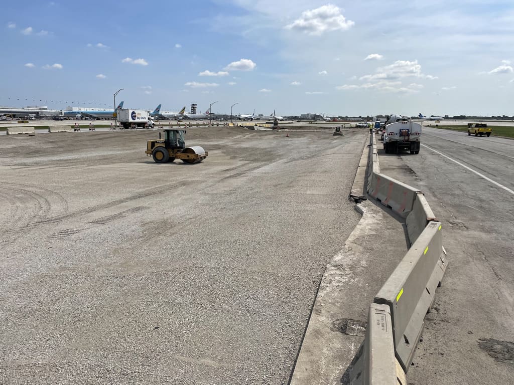 87C7201E-0C71-44A1-A5AD-EED15BA93257_1_105_c